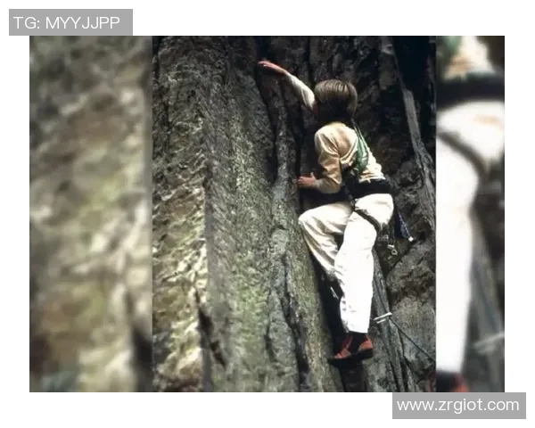 李伟亲授攀岩技巧与心得分享助你轻松征服高峰